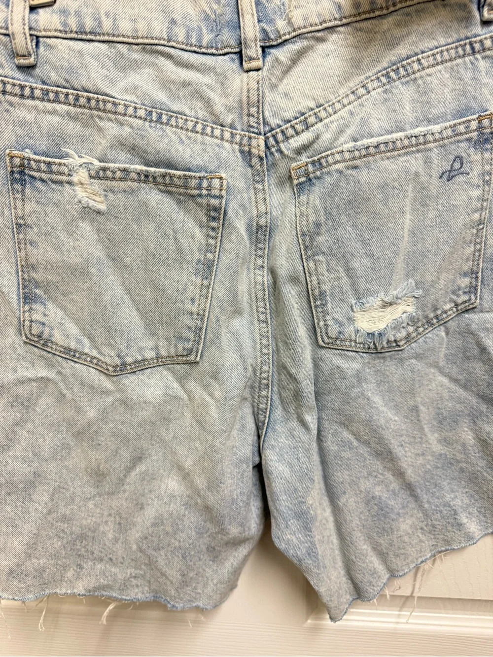 NWT DL1961 Emilie Shorts